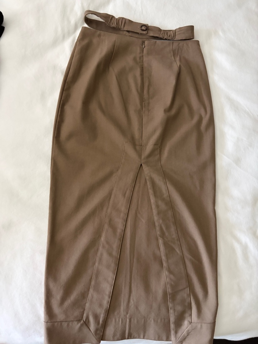 SHEIN set. Taupe High-Waist Pencil Midi Skirt and matching top - Picture 3 of 11